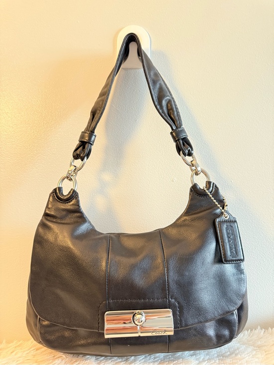 Coach Handbags - Coach Vintage Kristin Black Leather Hobo Bag ✨